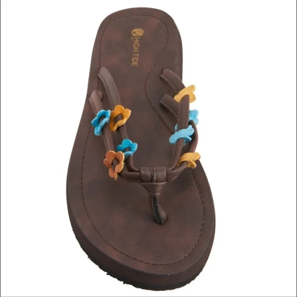 High Tide FlipFlops - Picture 2 of 9
